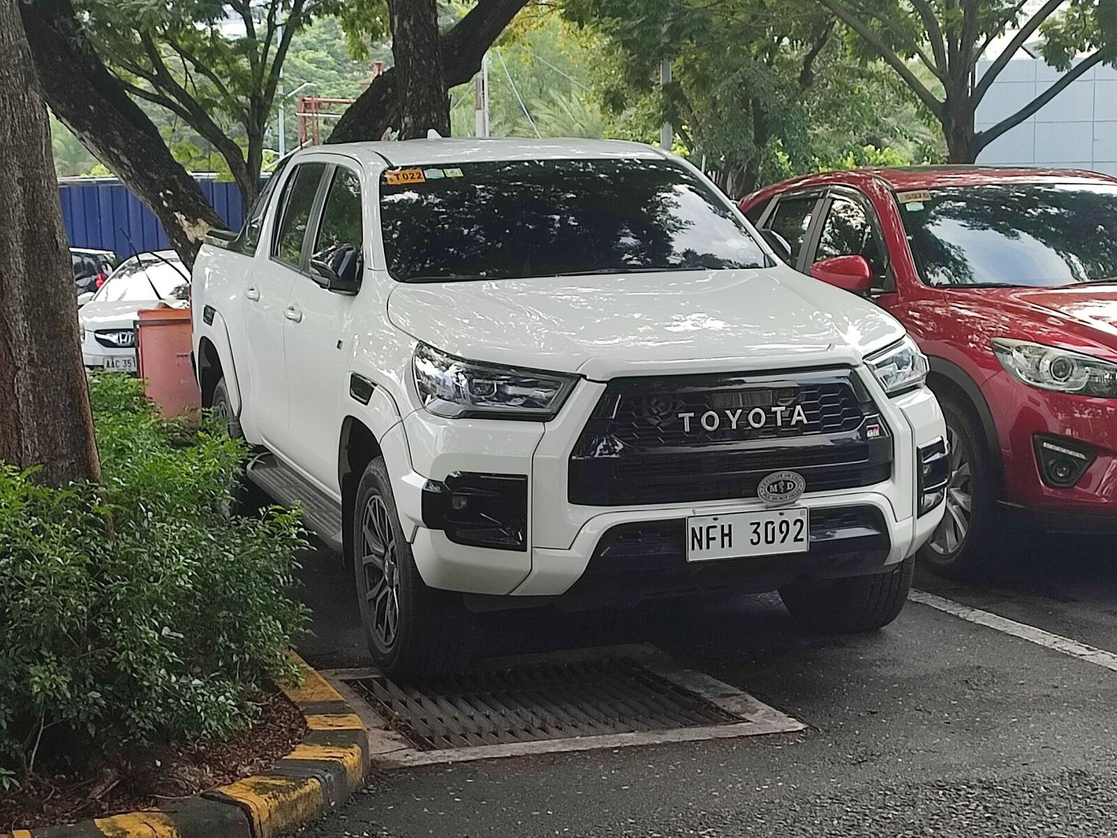 Toyota Hilux 2.8 TDI GR-Sport 4x4 AT 0km